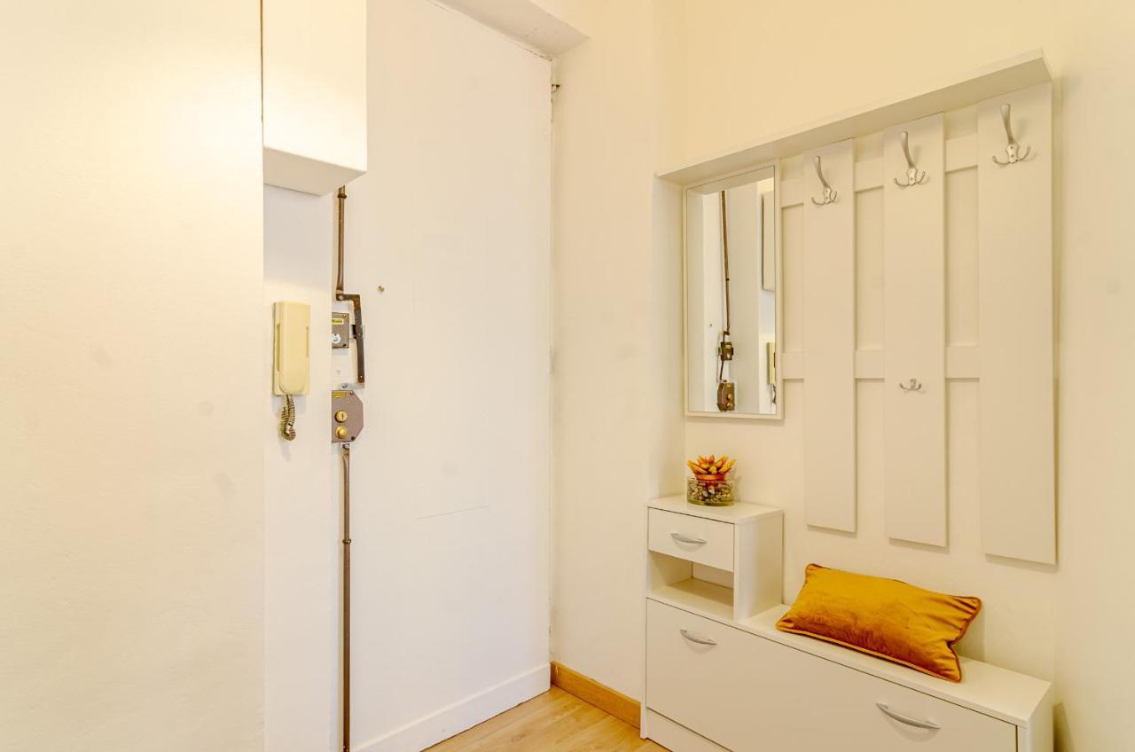 Cenisia District : Bright Sunflower Mini Flat Turin Exteriör bild